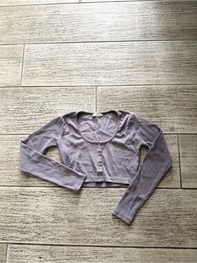 Meshki Lavender Ribbed Long-Sleeve Crop Button-Up Top